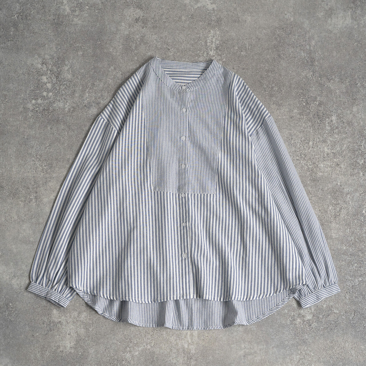 Striped loose-fitting long-sleeved top