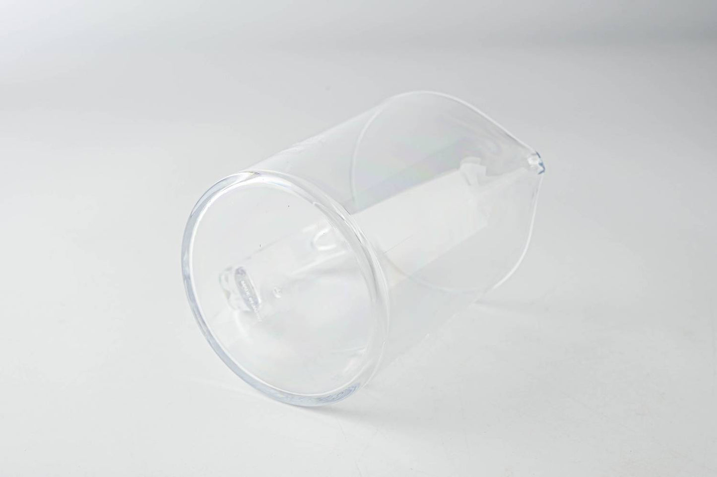 Shatterproof coffee measuring cup with handle