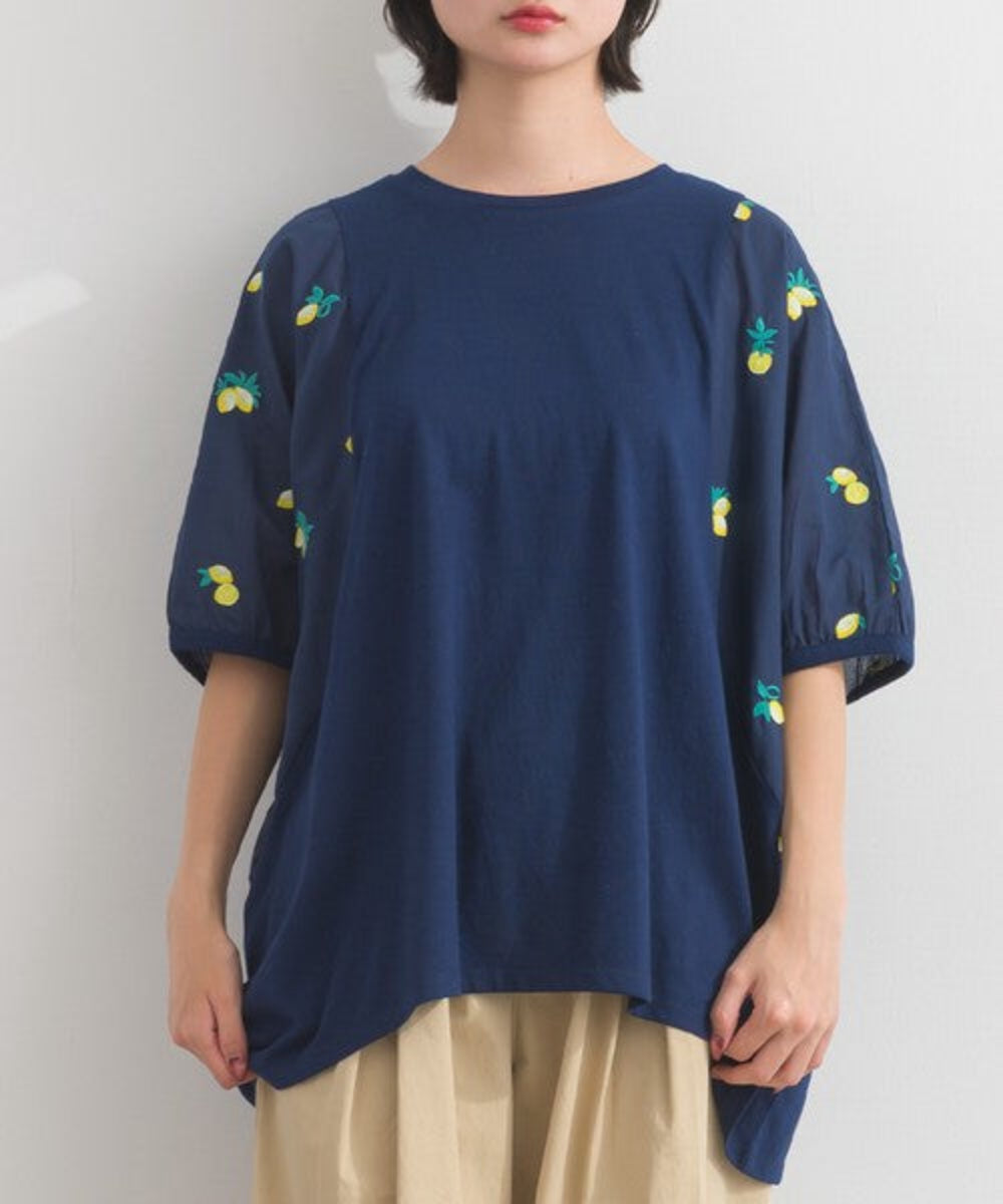 碎花刺繡袖子寬鬆T-shirt