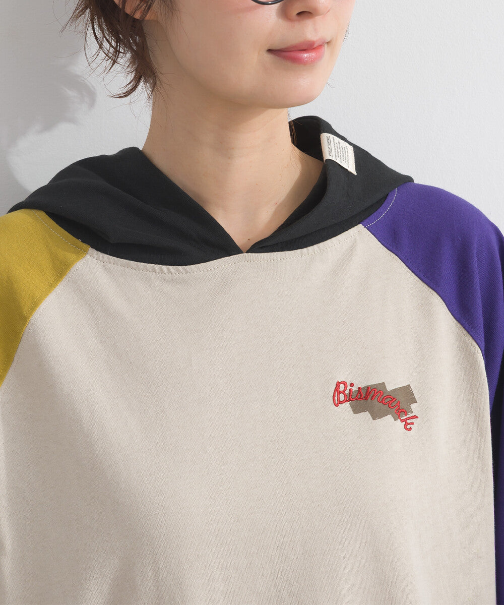 三色拼接文字印花兜帽T-shirt