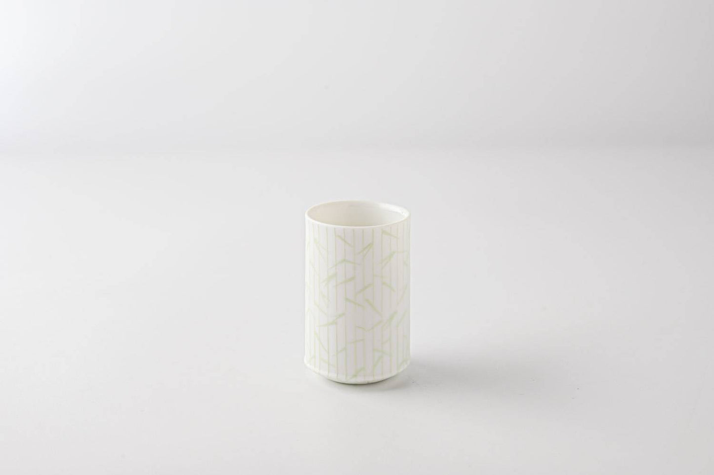 Miyama-glazed sake cup with five wooden spoons set