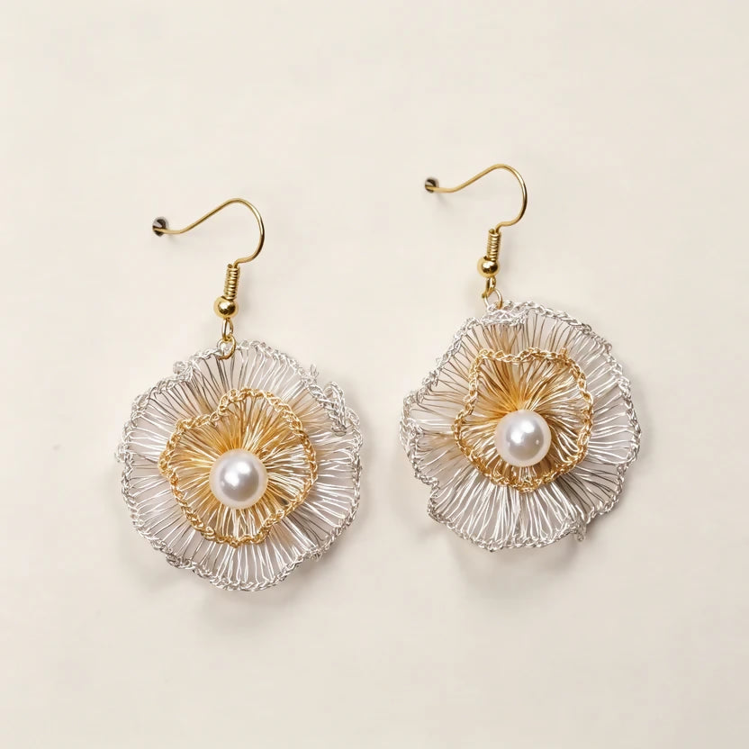 [Flower Shadow Pearl 6mm-Silver and Gold 3cm] Embroidered Earrings(dangling style)