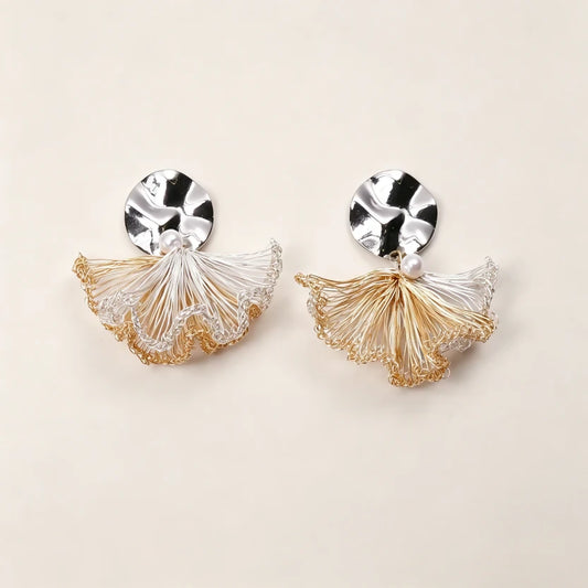 [Gentle Breeze- Silver version 3cm] Embroidered Earrings