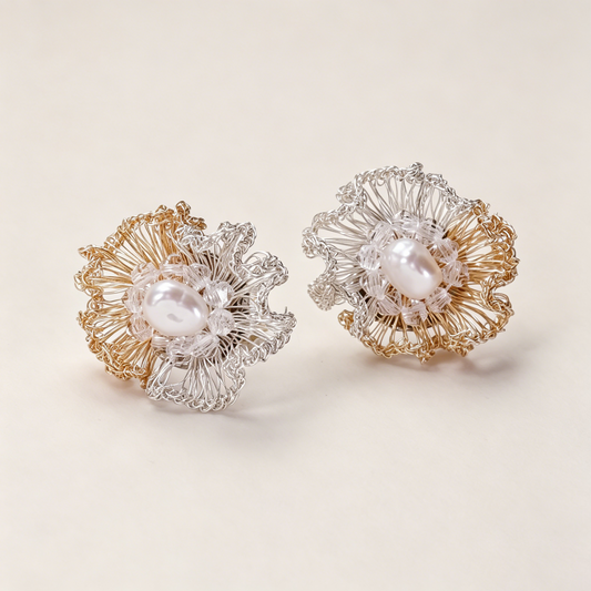[Flower Shadow Pearl 5mm-Gold and Silver 2cm] Embroidered Earrings