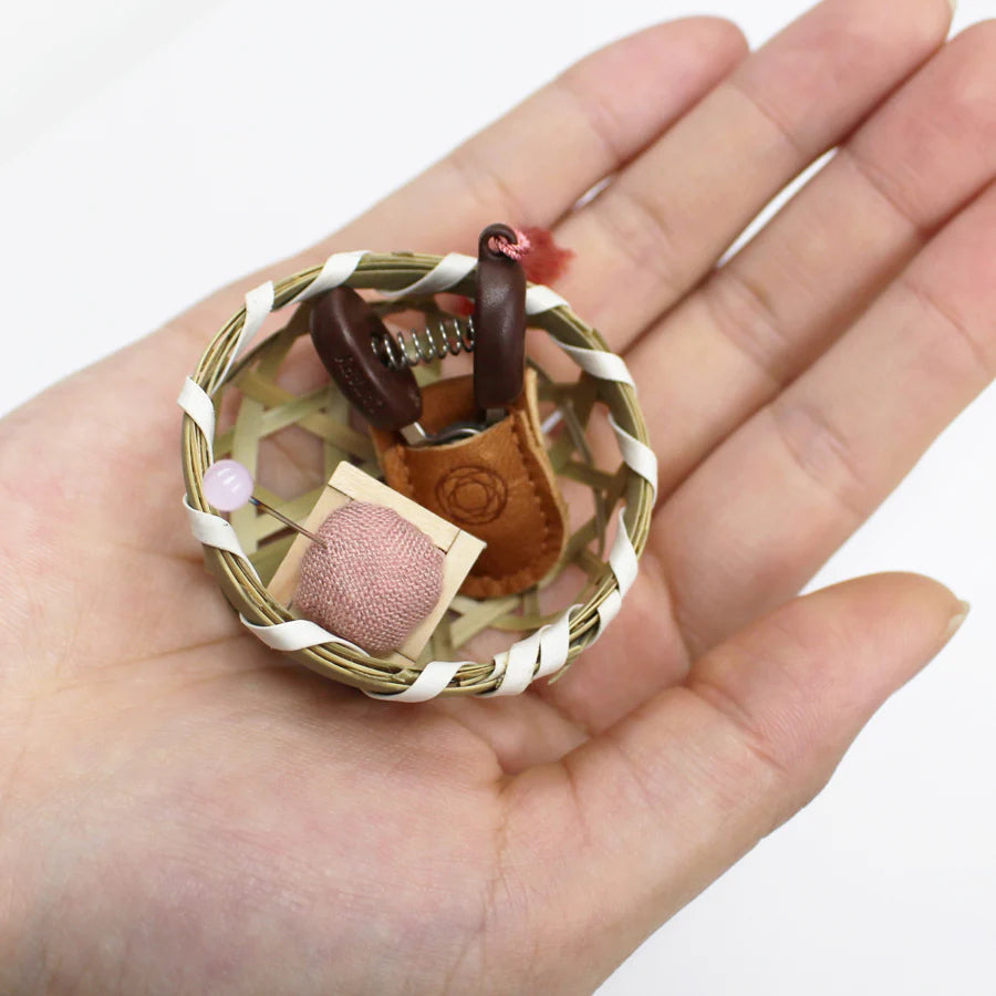 Guan の bean scissors and bean curd bag gift set